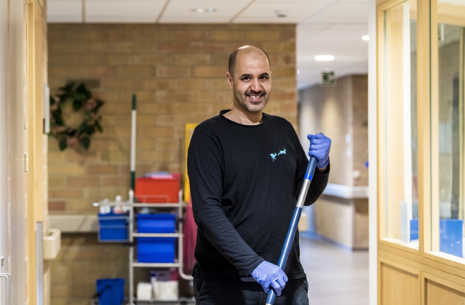 Schoonmaakbedrijf Cleaning Masters is op zoek naar schoonmaak personeel om onze klanten in Schoten (bij Antwerpen) te 'ontzorgen'.