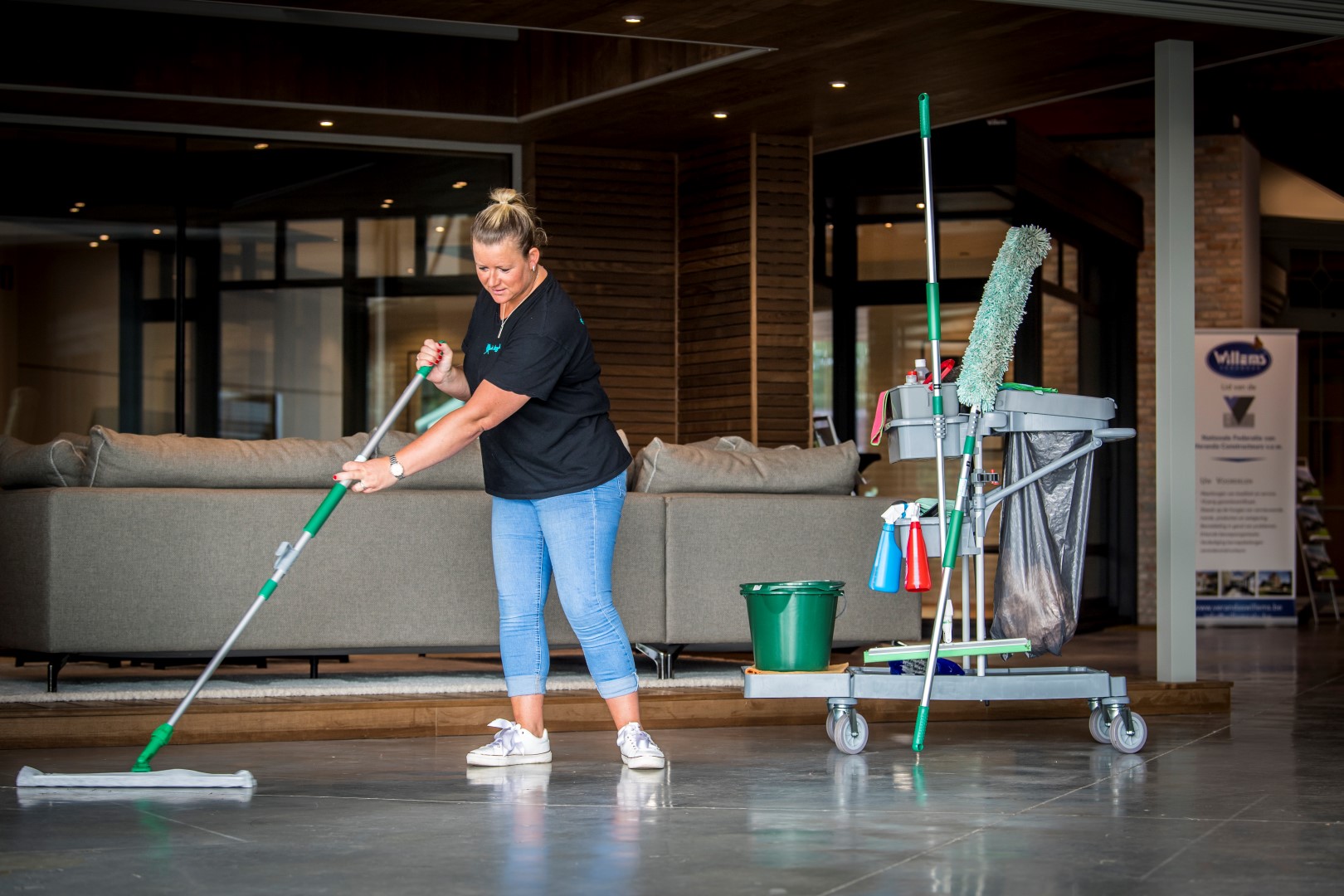 Cleaning Masters est le partenaire de Vérandas Willems pour le nettoyage.